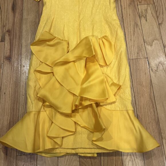 Carolina Herrera Neiman Marcus Yellow 100% Silk Dress Sz 6 Ruffle Hem & Back - Picture 8 of 9